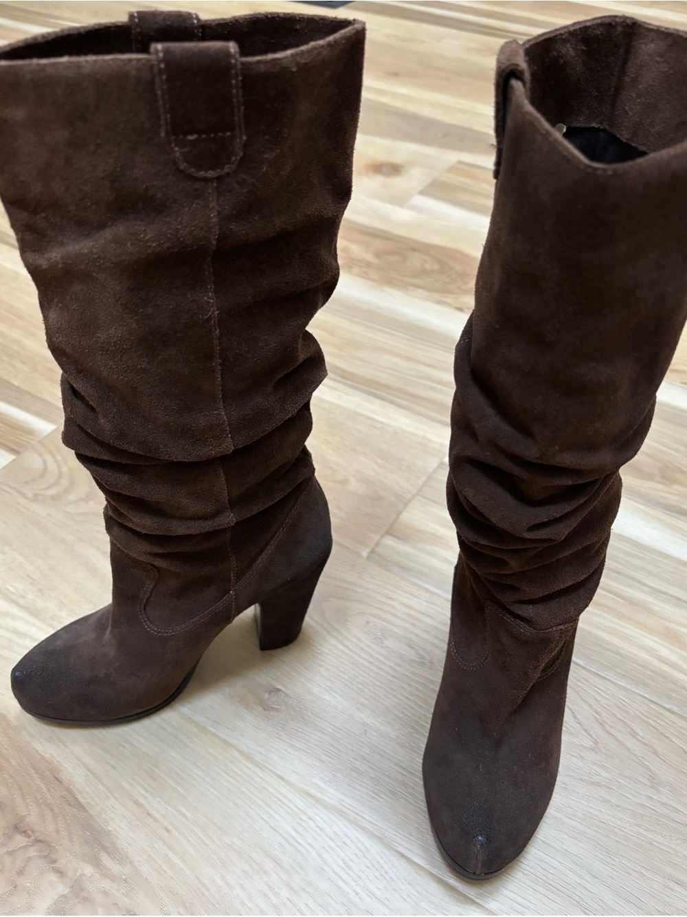 Women’s Slouchy Knee-High Suede Boots in Brown size 6